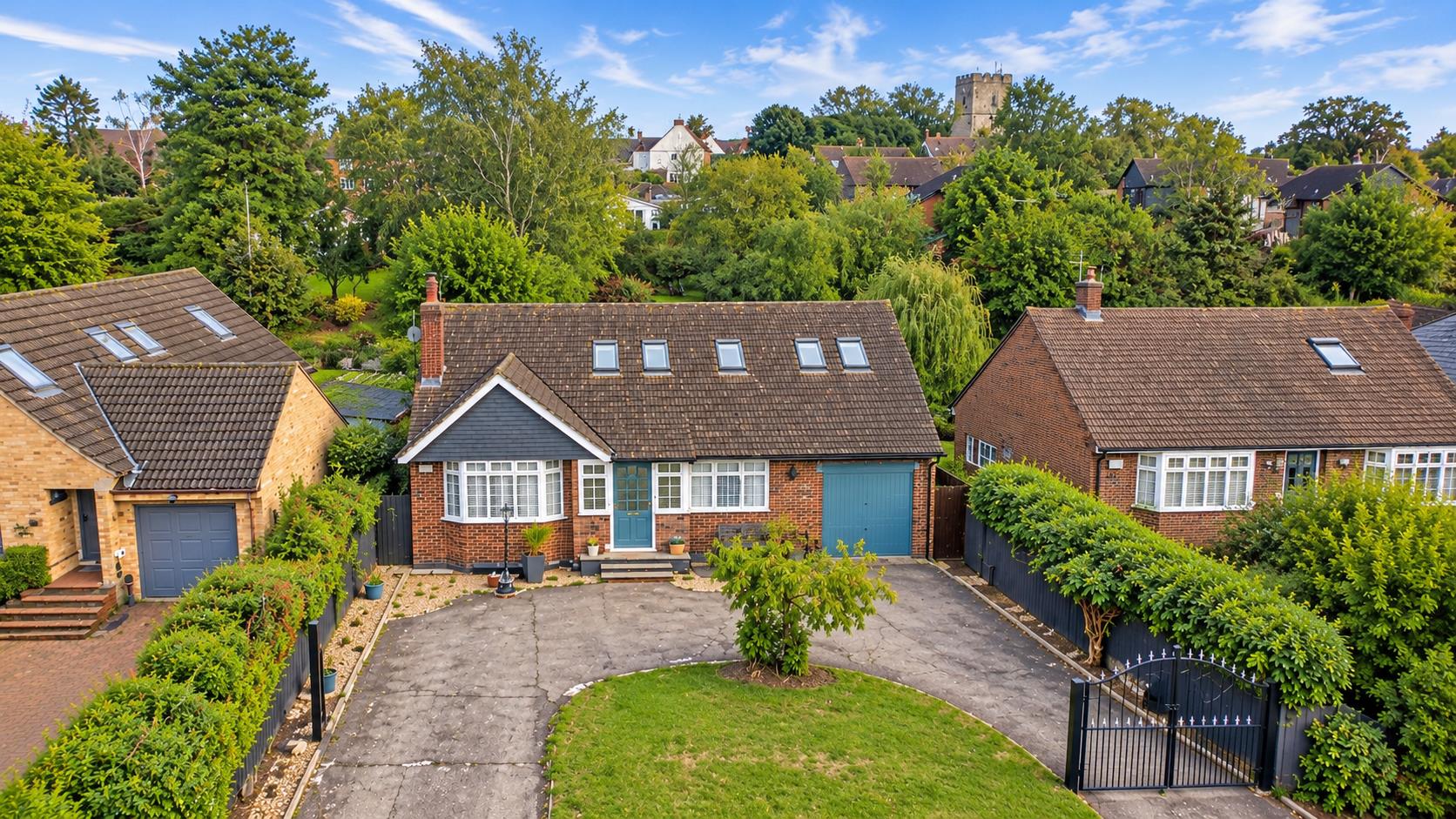 4 bed property in Bradwell Road, Milton Keynes